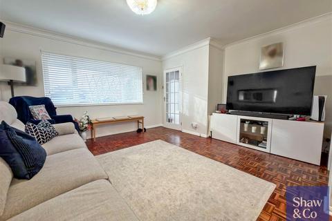 4 bedroom terraced house for sale, Old Farm Close, Hounslow TW4