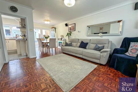 4 bedroom terraced house for sale, Old Farm Close, Hounslow TW4
