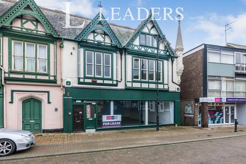 2 bedroom flat to rent, High Street, Lowestoft, Suffolk, NR32