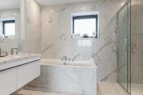 3 bedroom townhouse to rent, Oxbridge Terrace, London