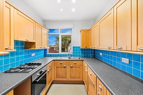 3 bedroom end of terrace house for sale, Kingsley Road, Brighton