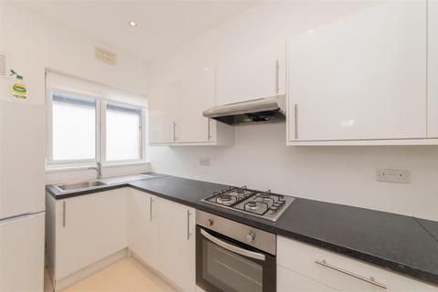 2 bedroom flat to rent, Heriot Road, London