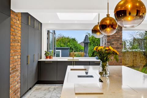 4 bedroom detached house for sale, Windmill Close, Hove