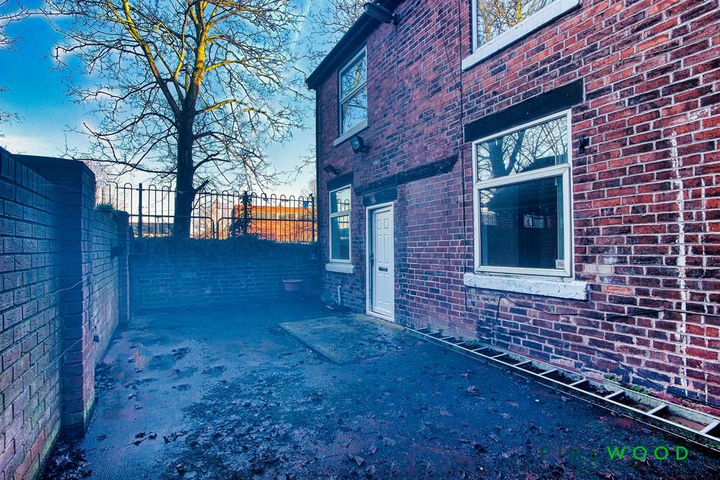 Rear courtyard