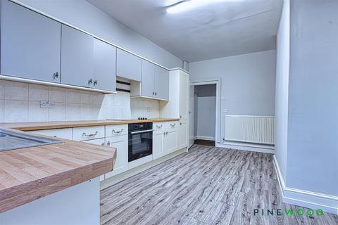 3 bedroom apartment to rent, Market Street, Chesterfield S43