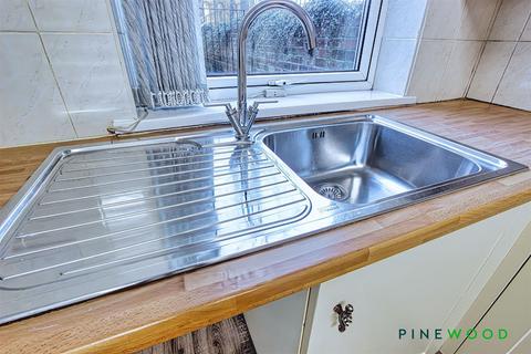 3 bedroom apartment to rent, Market Street, Chesterfield S43
