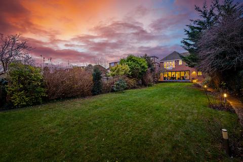 4 bedroom detached house for sale, Benfield Way, Portslade, Brighton