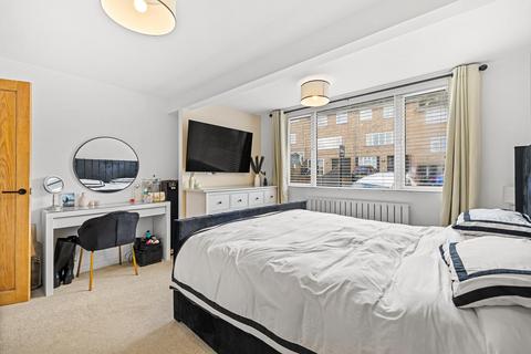2 bedroom terraced house for sale, Mile Oak Road, Portslade, Brighton