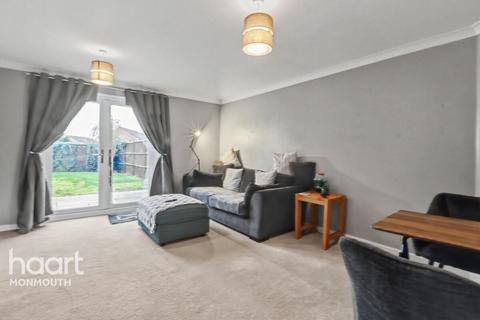 undefined, Valentine Lane, Chepstow