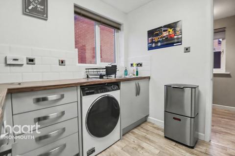 undefined, Valentine Lane, Chepstow