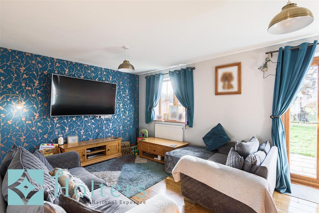 HOLT - 5 Plas Trannon, Trefeglwys-07.jpg