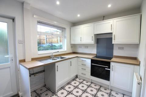 3 bedroom semi-detached house to rent, Whatton Rise, Nottingham