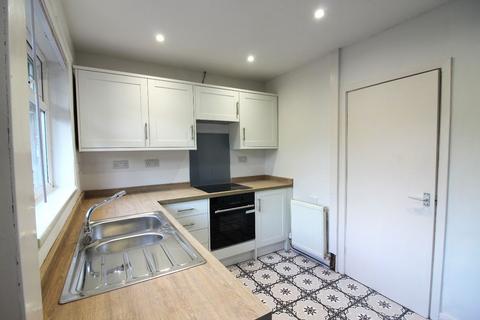 3 bedroom semi-detached house to rent, Whatton Rise, Nottingham