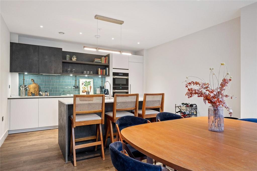 Kitchen/Dining