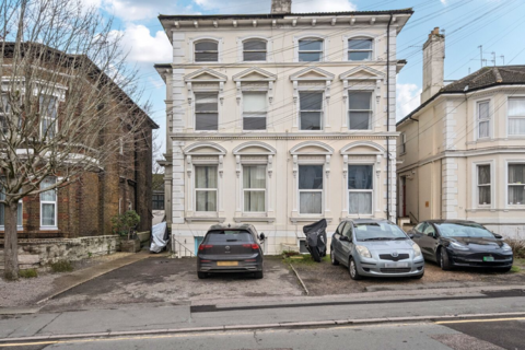 2 bedroom flat for sale, 26 Upper Grosvenor Road, Tunbridge Wells, Kent