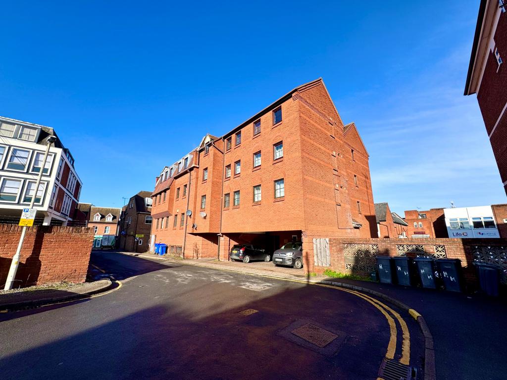 Hall House, Hall Street, Chelmsford, Essex CM2 0 H