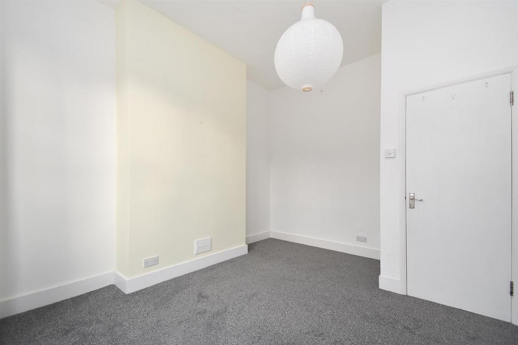 Living Room.jpg