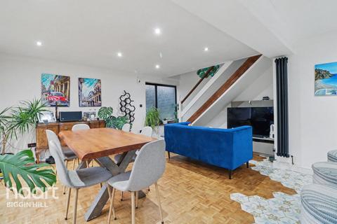 4 bedroom detached house for sale, Main Road, Biggin Hill