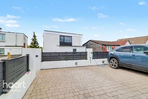 Main Road, Biggin Hill