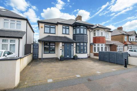 5 bedroom semi-detached house for sale, Demesne Road, Wallington SM6