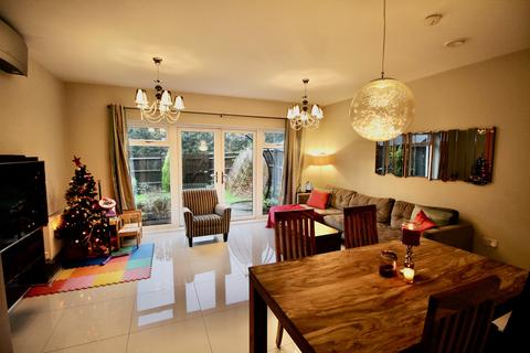 undefined, Marbaix Gardens, Isleworth, TW7