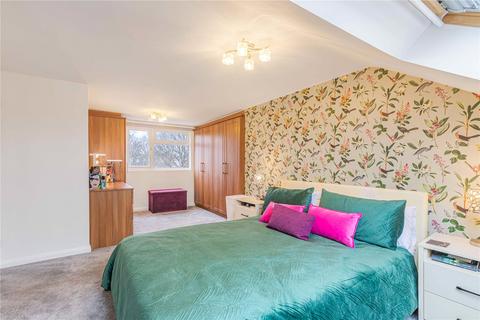 4 bedroom terraced house for sale, Buckingham Avenue, Welling, DA16