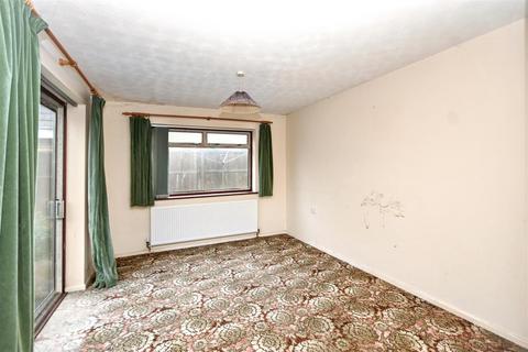 2 bedroom semi-detached bungalow for sale, Jellicoe Close, Eastbourne