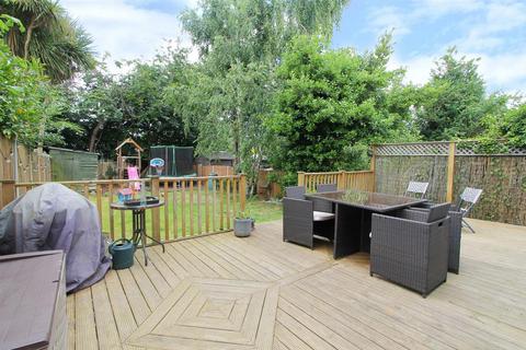 2 bedroom maisonette for sale, Park Lane, Carshalton SM5