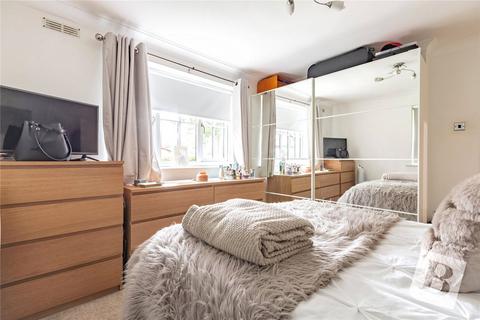 1 bedroom apartment for sale, Spruce Close, Laindon, Basildon, Essex, SS15