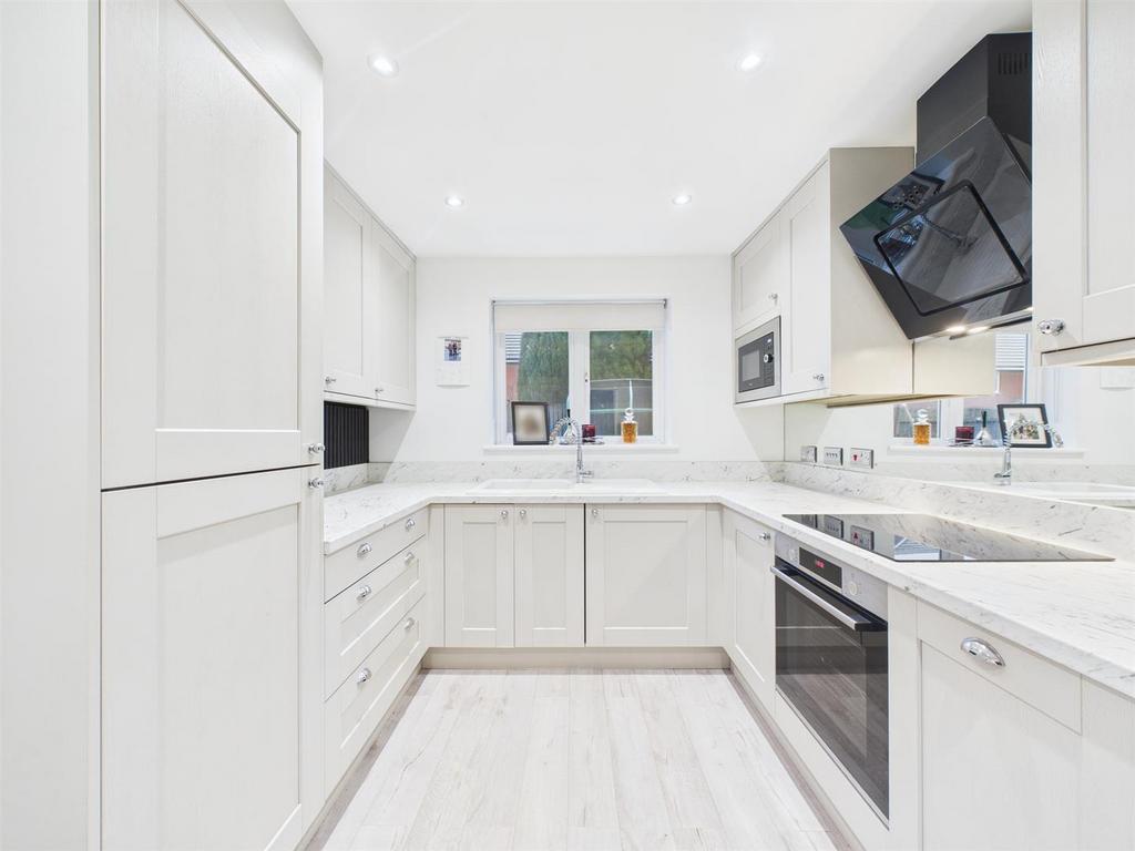 Kitchen 3.jpg