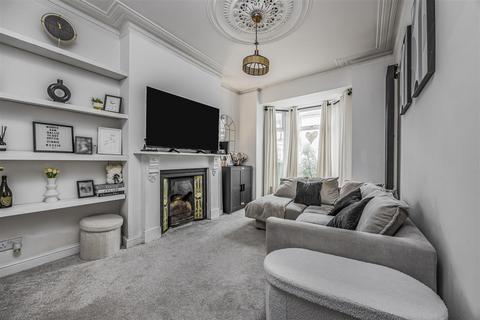 3 bedroom terraced house for sale, Lyndhurst Road, Portsmouth PO2