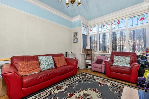 4 bedroom semi-detached house for sale, Northenden Road, Sale, M33
