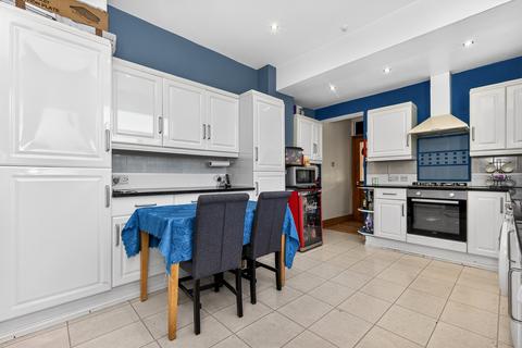 4 bedroom semi-detached house for sale, Northenden Road, Sale, M33