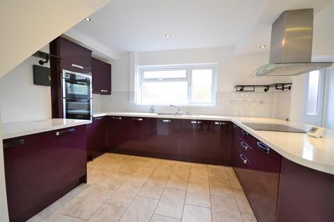 undefined, Birkin Avenue, Radcliffe-On-Trent, Nottingham