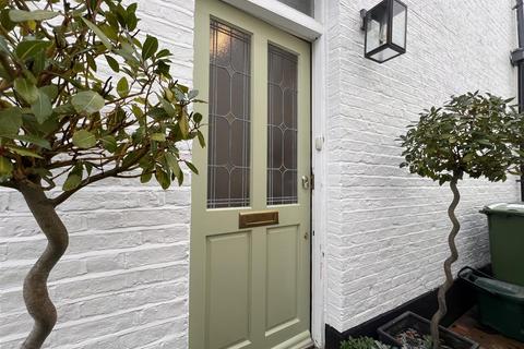 undefined, CLINTON ROAD, LEATHERHEAD, KT22