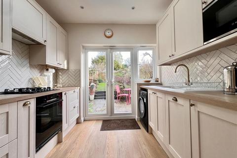 undefined, CLINTON ROAD, LEATHERHEAD, KT22