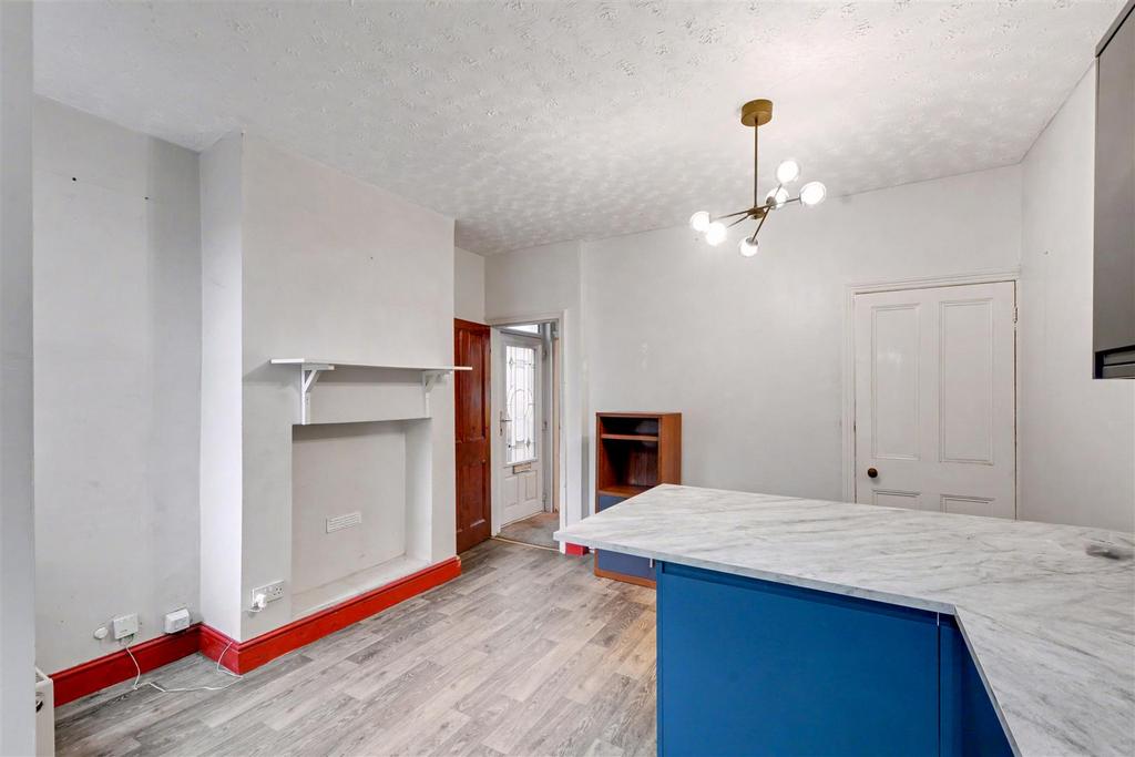 Kitchen (5).jpeg