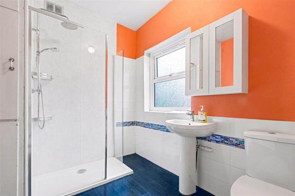 Shower Room (1).jpeg