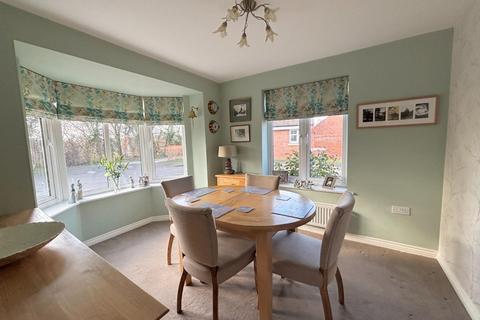 3 bedroom detached house for sale, Buttercup Way, Stratford upon Avon
