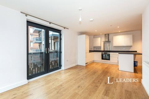 2 bedroom flat to rent, Marketfield Way, Redhill, Surrey, RH1