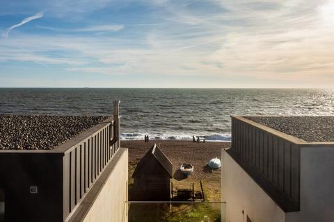3 bedroom townhouse for sale, Fishermans Beach, Hythe, CT21