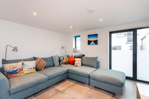 3 bedroom townhouse for sale, Fishermans Beach, Hythe, CT21