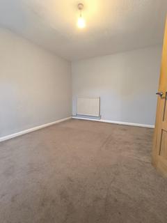 3 bedroom terraced house to rent, Pritchard Close, Northampton