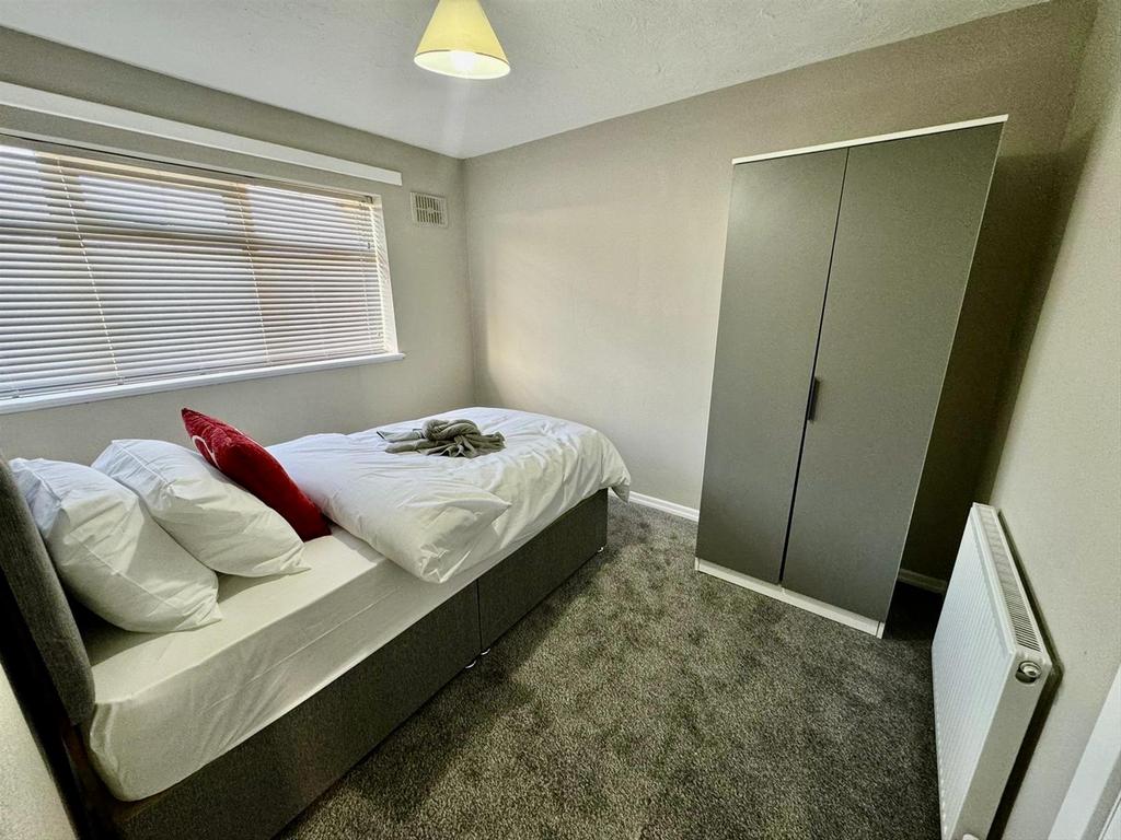 Bed2 view 2