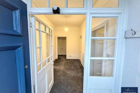2 bedroom apartment for sale, Salisbury Road, Barnet EN5