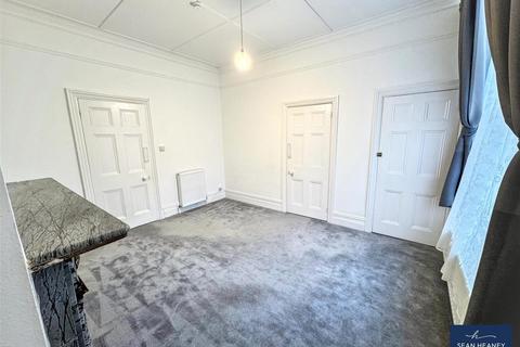 2 bedroom apartment for sale, Salisbury Road, Barnet EN5