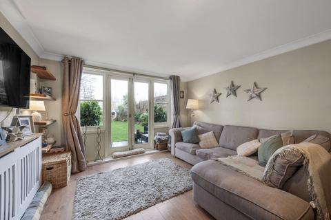 undefined, Bridge Road, Chertsey, KT16