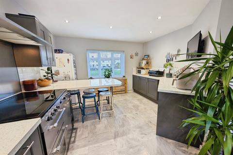 undefined, Southampton SO18