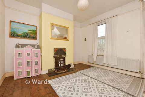 2 bedroom terraced house for sale, Avenue Road, Ramsgate CT11