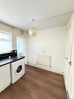 2 bedroom terraced house to rent, Liverpool L9